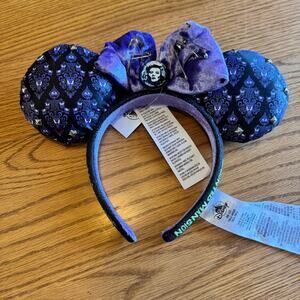 NWT Disney Parks Haunted Mansion Her Universe Madame Leota Ears